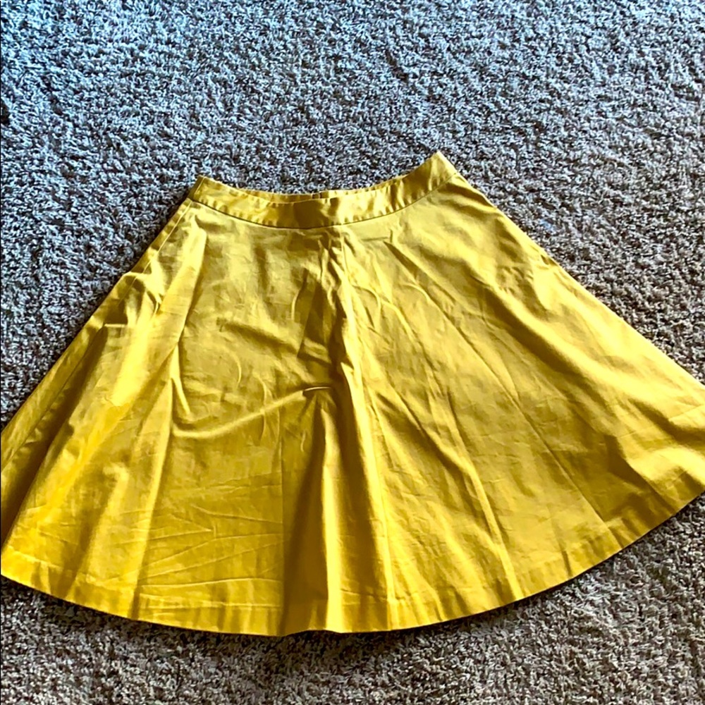 Biden A-line gold skirt size 12
